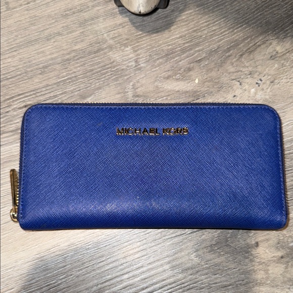 Michael Kors Jet Set Saffiano Leather Royal Blue Zip-Around Wallet - Picture 1 of 3